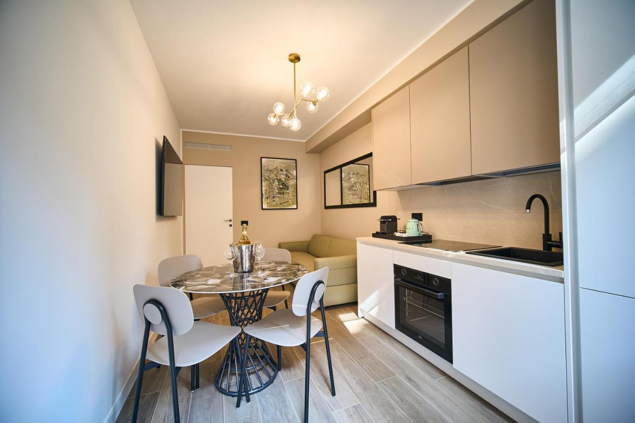 Luxury & Central Apartment 米兰 外观 照片