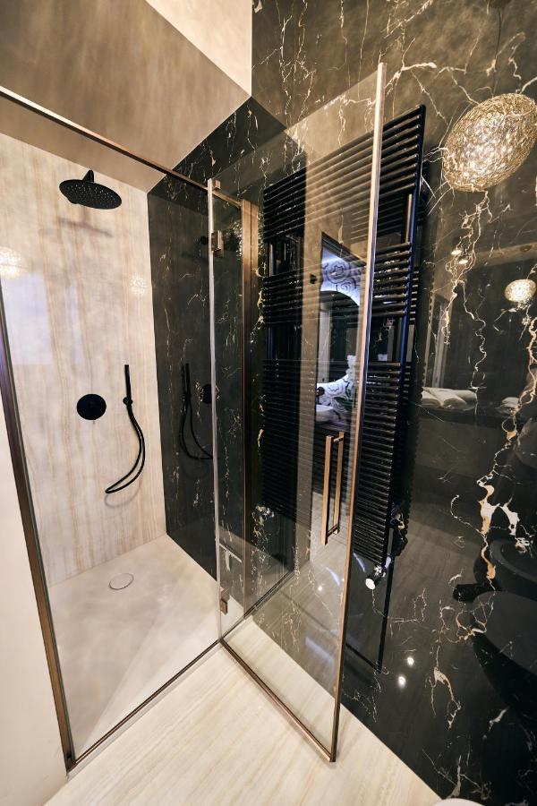 Luxury & Central Apartment 米兰 外观 照片