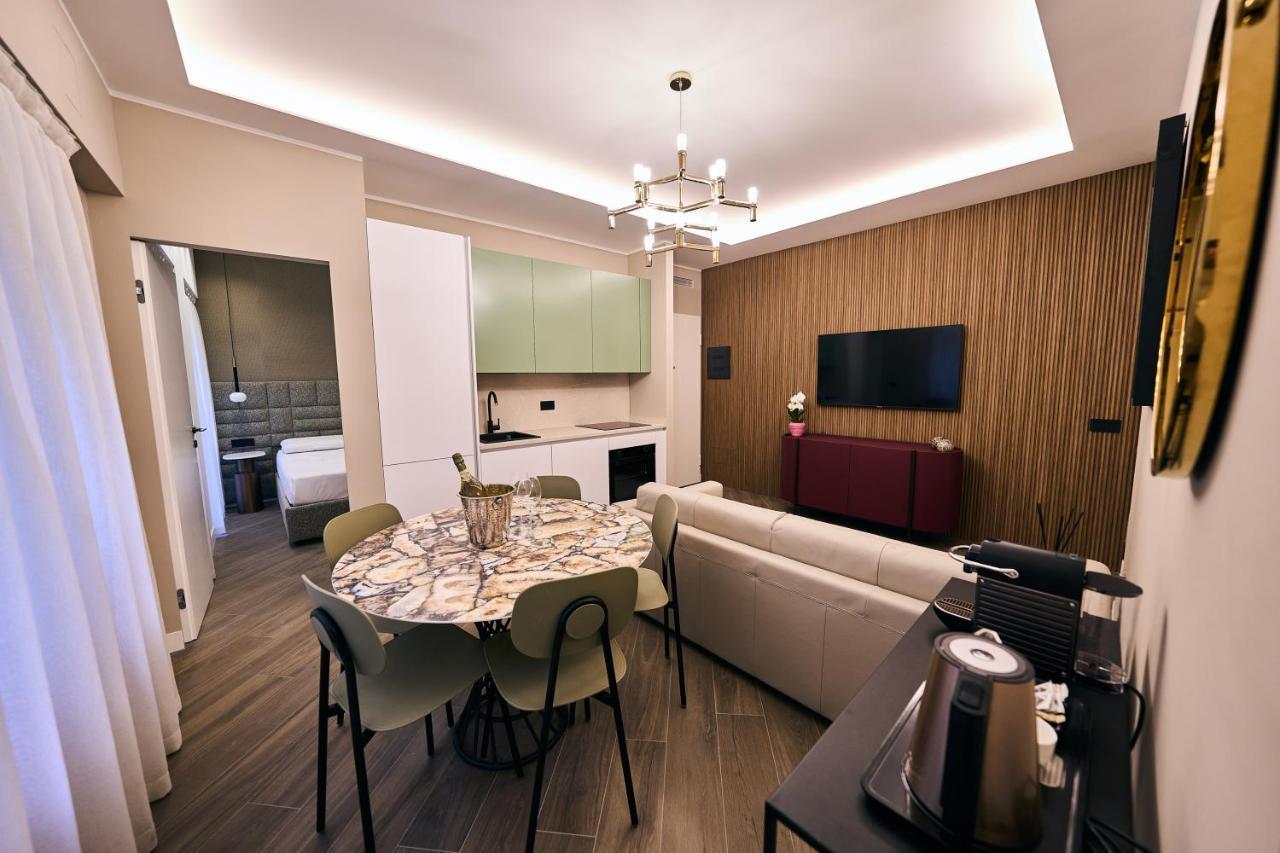 Luxury & Central Apartment 米兰 外观 照片